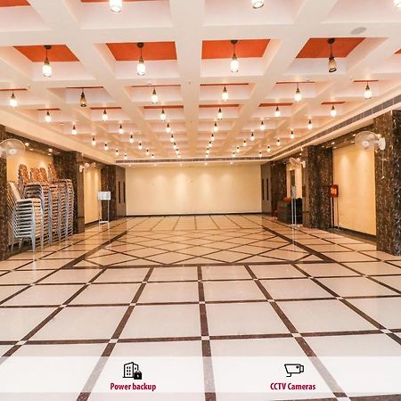 Oyo 69860马斯塔纳宫酒店 瓦拉纳西 外观 照片